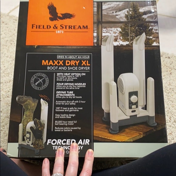 boot dryer field and stream